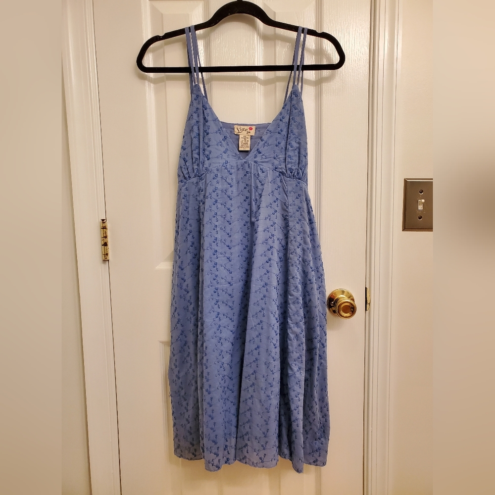 *Vintage* Love Lola Blue Embroidered Flower Dress- size XL